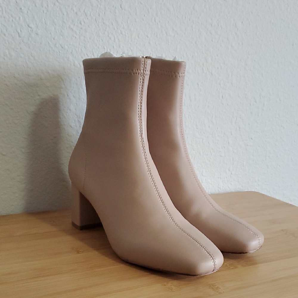 Elegant Beige Ankle Boots